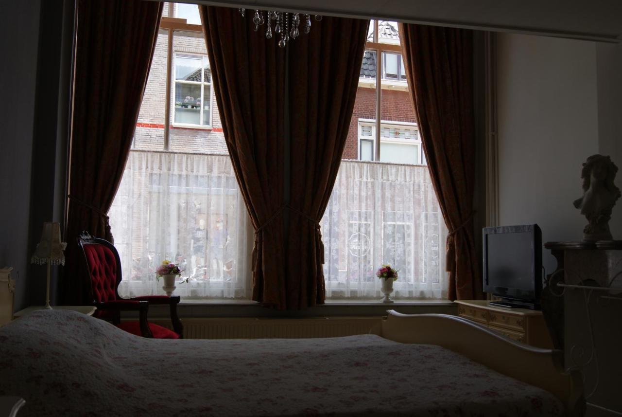 مبيت وإفطار كامْبِن De Zevenster "Gevestigd Aan De Winkelstraat" المظهر الخارجي الصورة